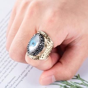 Evil eye ring 🧿